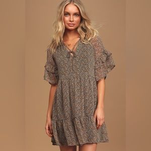 Lulus floral flowy dress